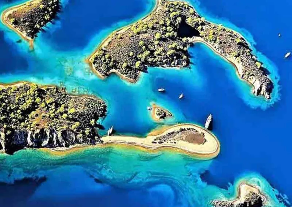 12 Adalar Tekne Turu